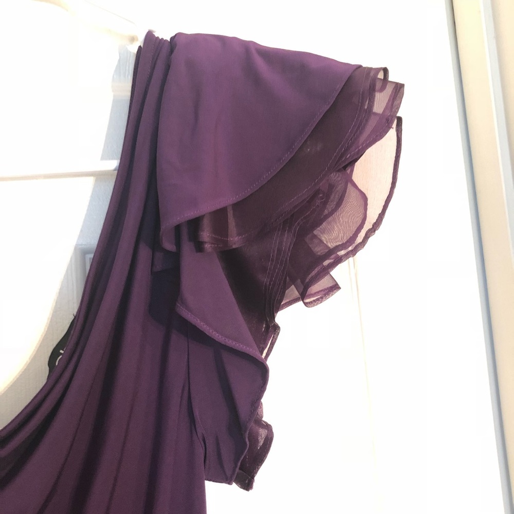 ❌SOLD❌✨HP✨Bebe purple one shoulder dress size xs - Picture 5 of 8